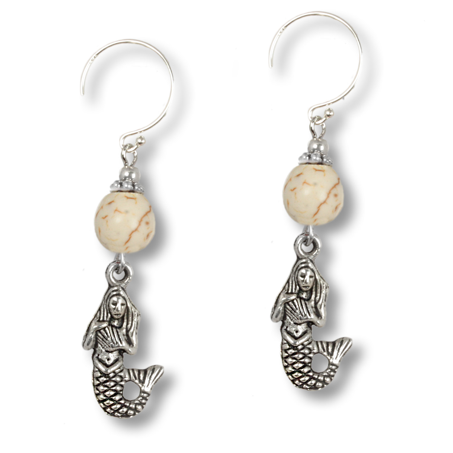 Sea Bay - Ocean Daughters earring with Howlith